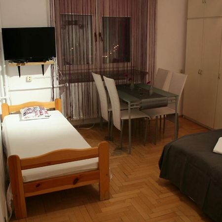 Apartamenty Varsovie Zelazna Kültér fotó