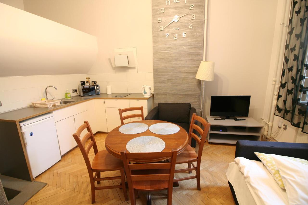 Apartamenty Varsovie Zelazna Kültér fotó